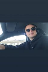 Foto pengguna Osmaaa