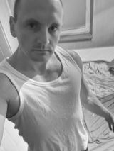 Foto pengguna HeadFullOfZombi