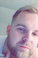 Foto pengguna Karolnick