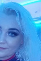 Foto pengguna Mia1997