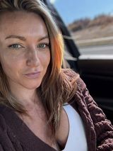 Foto pengguna Theresa98