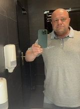 Foto pengguna cmgtd9jbrq