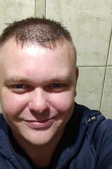 Foto pengguna adrian2901988