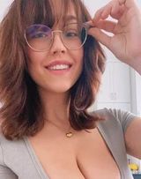 Foto pengguna eniolaadamo794