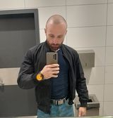 Foto pengguna Gregory6642