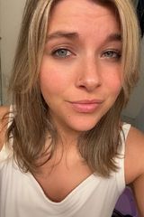 Фото користувача alicedarkwa719