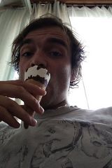 Foto pengguna hqrousekarka123