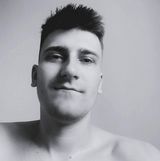 Foto pengguna YounGG98