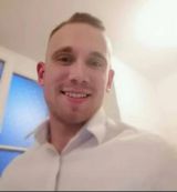 Foto pengguna lukoloi