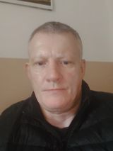 Foto pengguna robert75870943