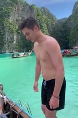 Foto pengguna Kubus181