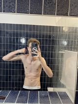 Foto pengguna MisiekX98