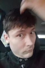 Foto pengguna hugdik