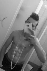 Foto pengguna kacper19cmku