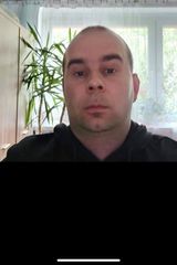 Foto pengguna BartekKurz1991