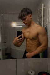 Фотография пользователя mateuszeeeek20