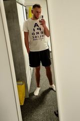 Foto pengguna przeliterowany