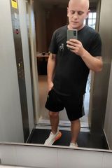 Foto pengguna Aleks95x