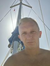 Foto pengguna AdamKa4