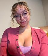 Foto pengguna Aleksandra0002