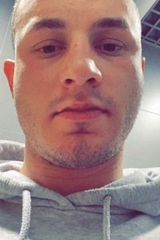 Foto pengguna Kamill078