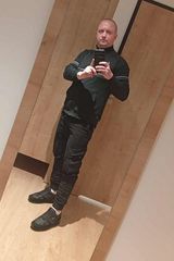 Foto pengguna slawomirzmijewsk72