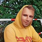 Foto pengguna Adamek2000