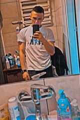 Foto pengguna p4trykk112