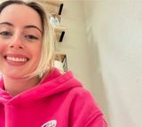 Foto pengguna monikafavour99