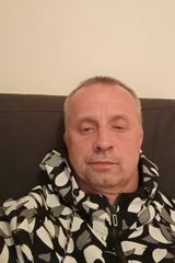 Foto pengguna robert4823f