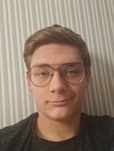 Foto pengguna adriankos672