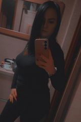 Foto pengguna Happiness94