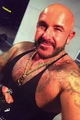 Foto pengguna Tomy2024