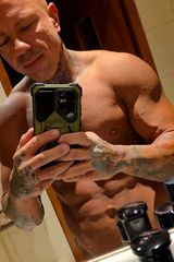 Foto pengguna cryiin