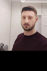 Foto pengguna MlodyDyskretnyxxx