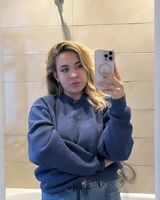 Foto pengguna alicejane2027