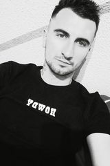 Foto pengguna Skun13369