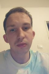 Foto pengguna adi098