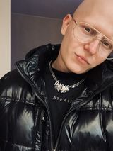 Foto pengguna Damian64