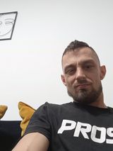 Foto pengguna mjuroszek05