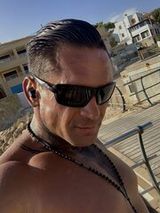 Foto pengguna goly15902