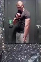 Foto pengguna Bakajoko1312