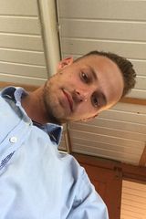 Foto pengguna Adrian2435