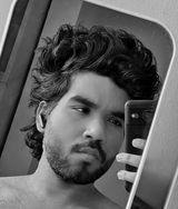 Foto pengguna vishnuprlz43