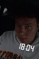 Foto pengguna ADRIANqw