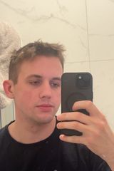 Foto pengguna kfx8fp4g28