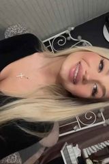 Foto pengguna Zuziaa1101