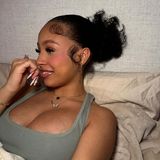 Foto pengguna bellelexi070