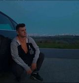 Foto pengguna Maxiuu12