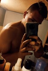 Foto pengguna Konradkonrad555